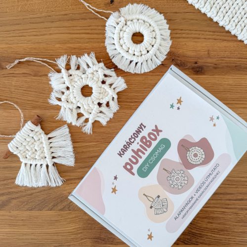 puhiBox makramé karácsonyfadísz DIY csomag