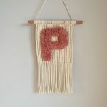 Monogramos makramé falidísz
